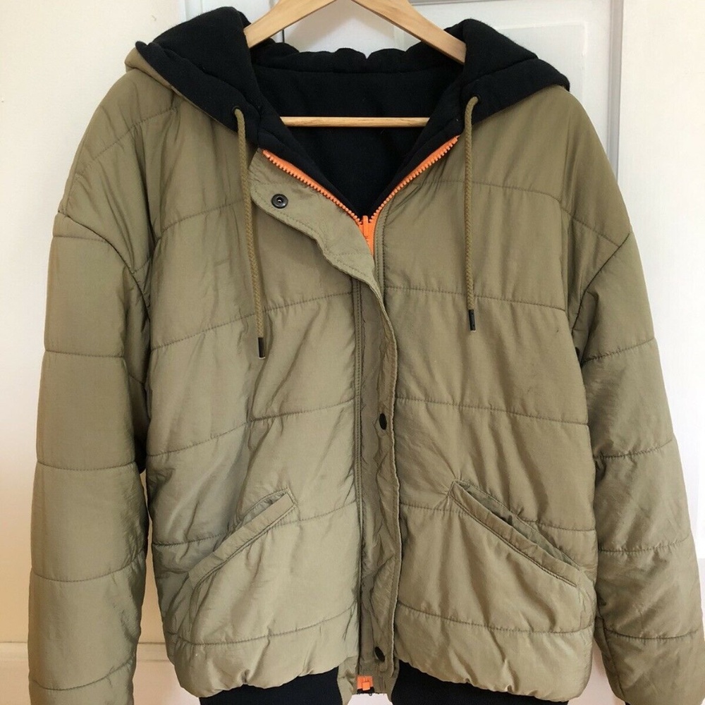 WE THE FREE PEOPLE XS REVERSIBLE PUFFER Hoodie bomber jacket coat army green
